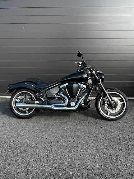 Yamaha XV1700 1.7 2 of 9