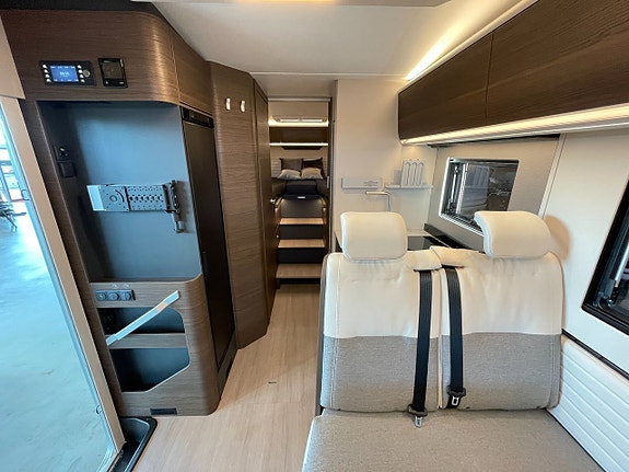 Adria Coral Supreme 670 SL / ALDE-Diesel / Automat 180hk / Ugn / Adaptiv / 12 of 30