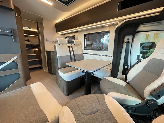 Adria Coral Supreme 670 SL / ALDE-Diesel / Automat 180hk / Ugn / Adaptiv / 10 of 30