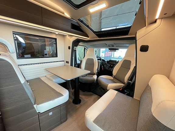 Adria Coral Supreme 670 SL / ALDE-Diesel / Automat 180hk / Ugn / Adaptiv / 9 of 30
