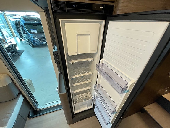 Adria Coral Supreme 670 SL / ALDE-Diesel / Automat 180hk / Ugn / Adaptiv / 23 of 30