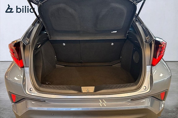 Toyota C-HR 12 of 21