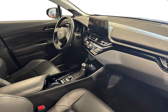 Toyota C-HR 7 of 21