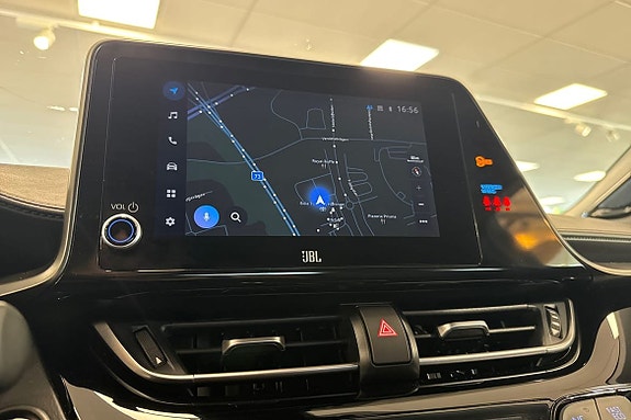 Toyota C-HR 15 of 21