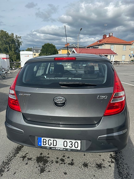 Hyundai i30 2 of 6