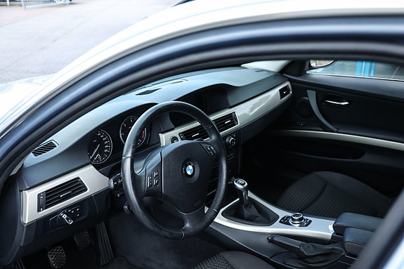 BMW 320d 10 of 19