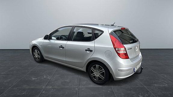 Hyundai i30 3 of 8