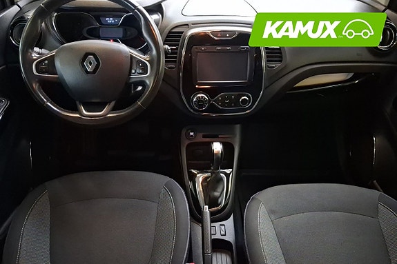 Renault Captur 10 of 25
