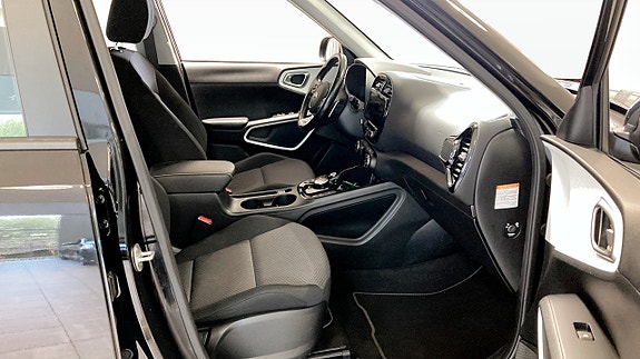 Kia e-Soul 3 of 14
