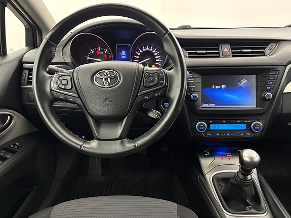 Toyota Avensis 12 of 22