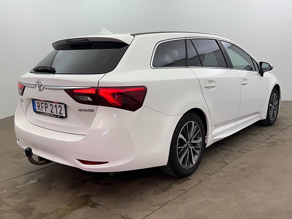 Toyota Avensis 6 of 22