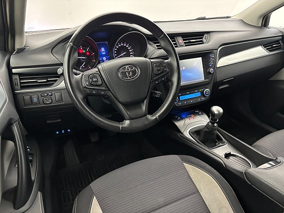 Toyota Avensis 10 of 22