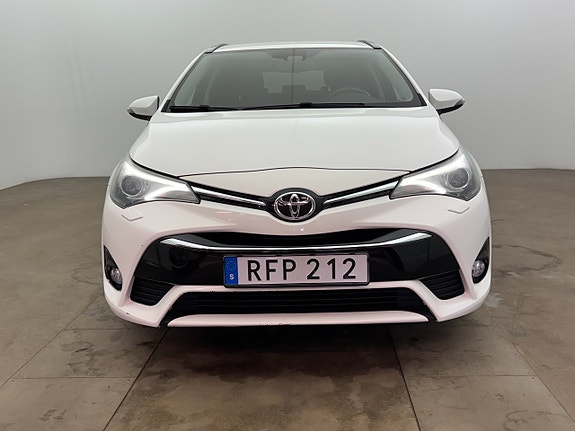 Toyota Avensis 9 of 22