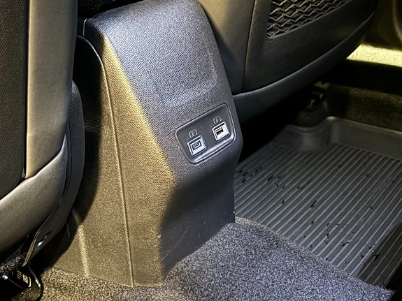 Peugeot 2008 7 of 18