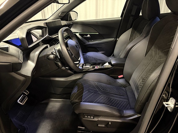 Peugeot 2008 8 of 18