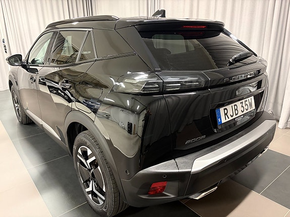 Peugeot 2008 3 of 18