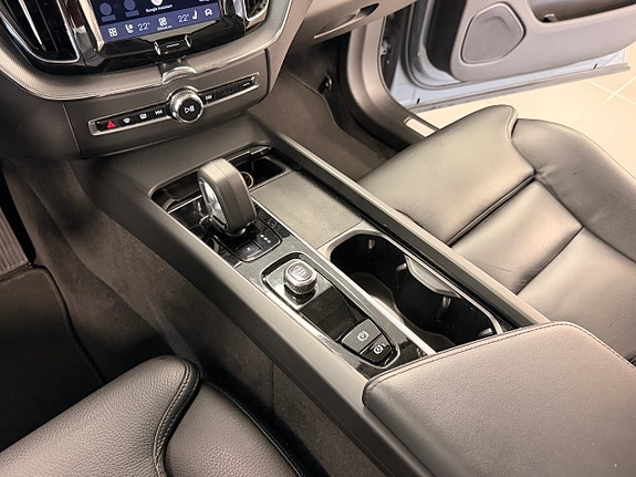 Volvo XC60 6 of 13