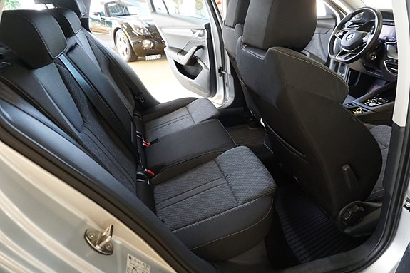 Skoda Octavia 6 of 13