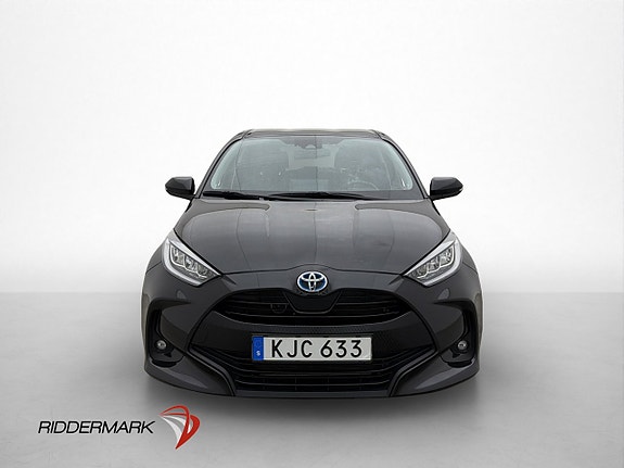 Toyota Yaris 2 of 30