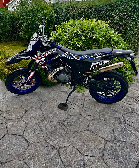 Gilera SMT 50 Drifting 3 of 7