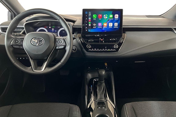 Toyota Corolla 8 of 21