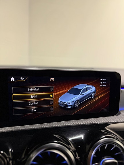 Mercedes-Benz A220 22 of 29