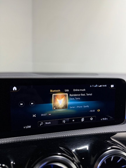 Mercedes-Benz A220 19 of 29