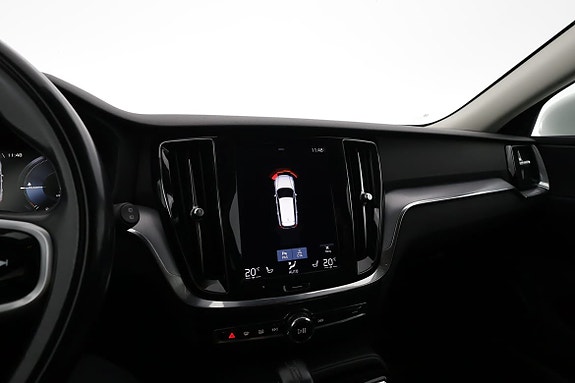 Volvo V60 13 of 19