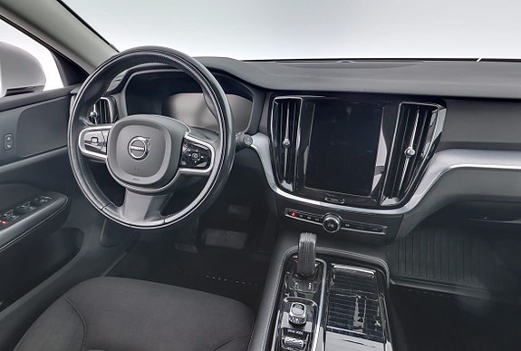 Volvo V60 8 of 19