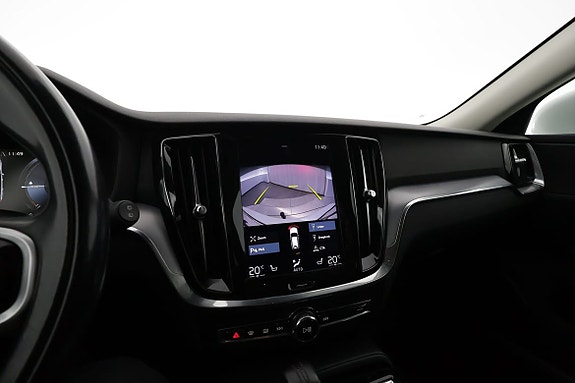 Volvo V60 14 of 19