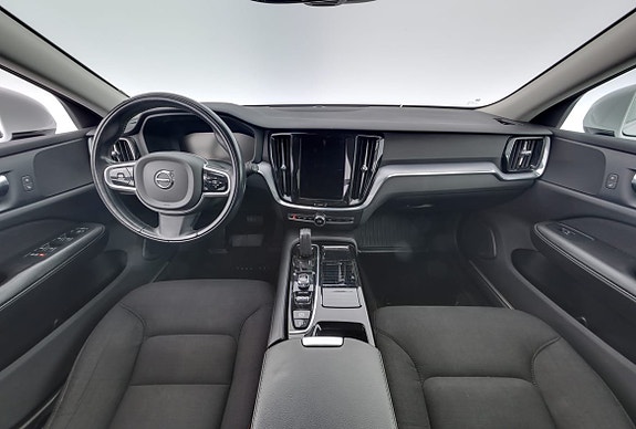 Volvo V60 7 of 19