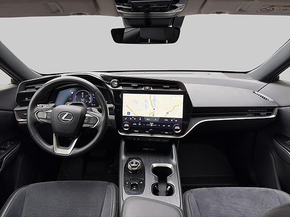 Lexus RZ450e 10 of 22