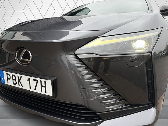 Lexus RZ450e 21 of 22