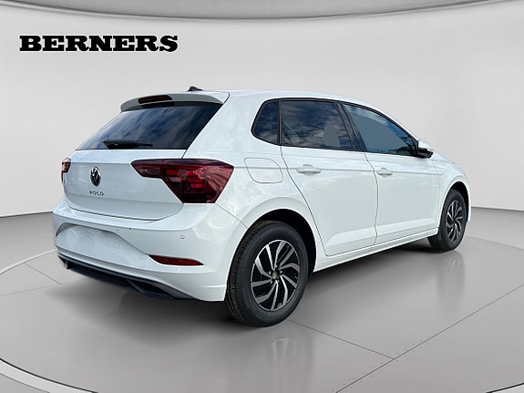 Volkswagen Polo 5 of 15