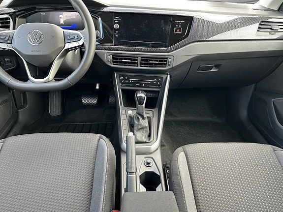 Volkswagen Polo 11 of 15