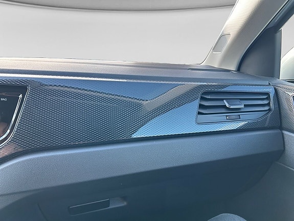 Volkswagen Polo 15 of 15