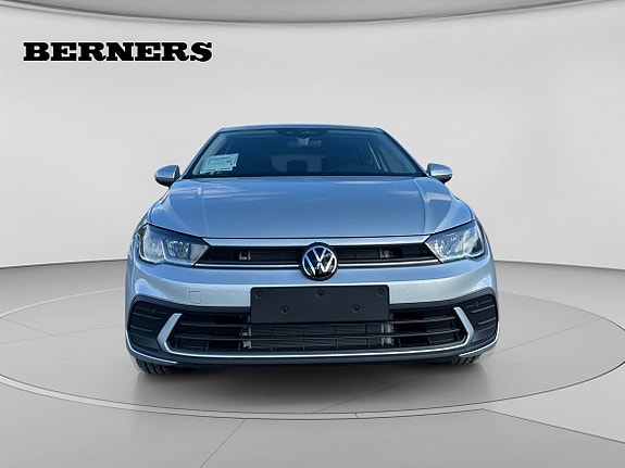 Volkswagen Polo 8 of 15