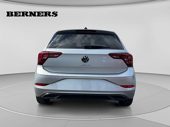 Volkswagen Polo 4 of 15