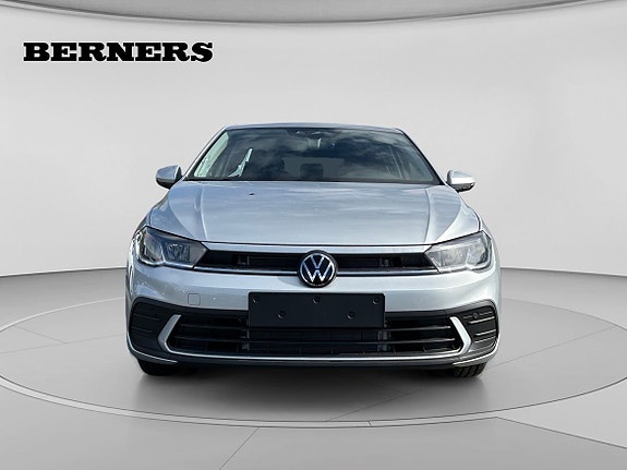 Volkswagen Polo 8 of 15
