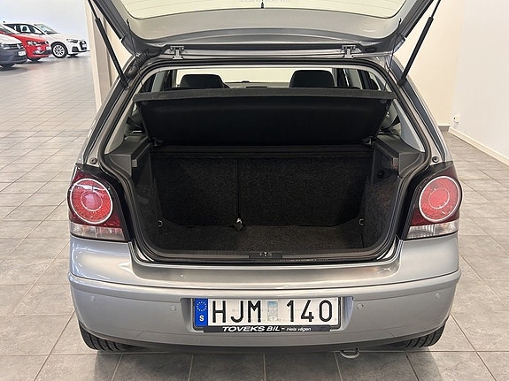 Volkswagen Polo 6 of 14