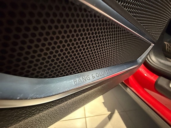 Audi Q3 13 of 17