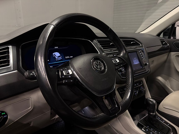 Volkswagen Tiguan 12 of 26