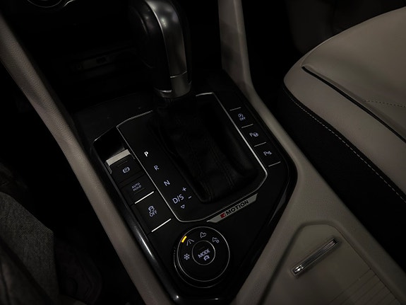 Volkswagen Tiguan 23 of 26