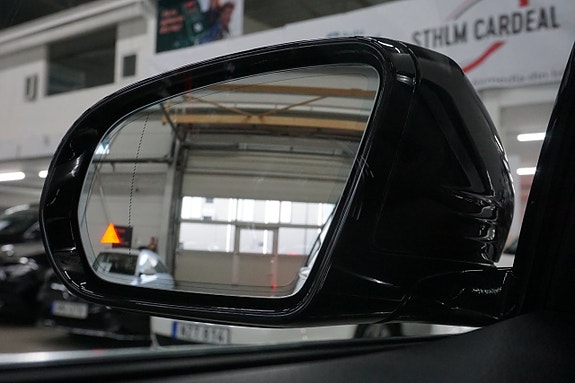 Mercedes-Benz E220 d 28 of 30