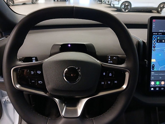 Volvo EX30 11 of 12
