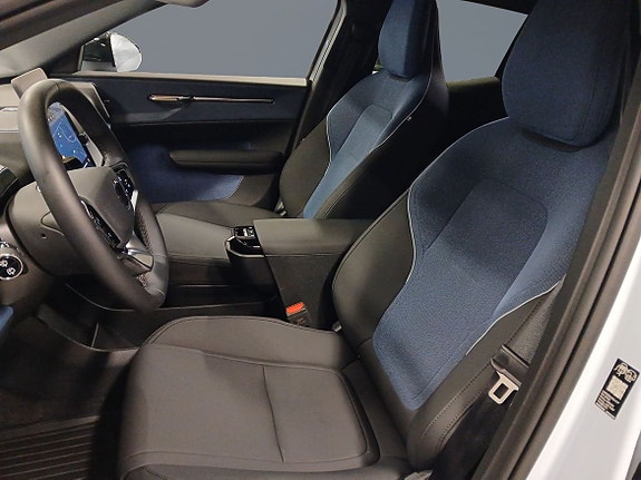 Volvo EX30 7 of 12