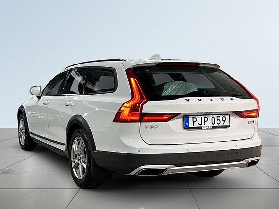 Volvo V90 Cross Country 5 of 20