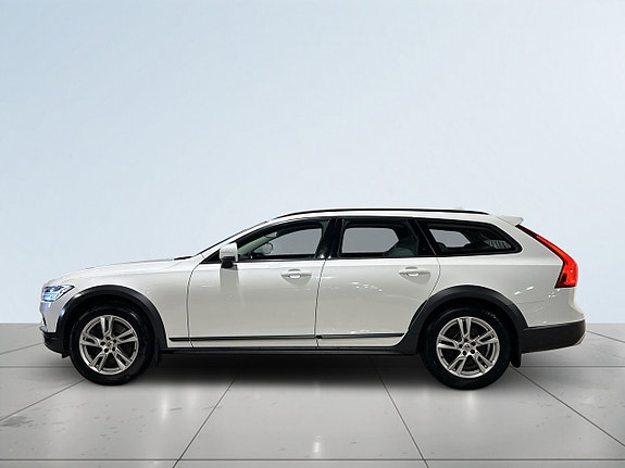 Volvo V90 Cross Country 4 of 20
