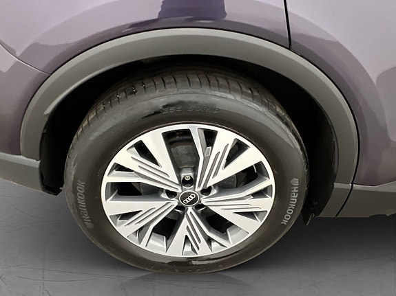 Audi Q4 e-tron 30 of 30