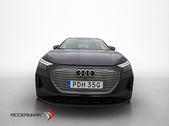 Audi Q4 e-tron 3 of 30